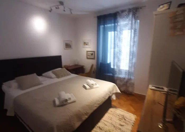 Apartment Yes