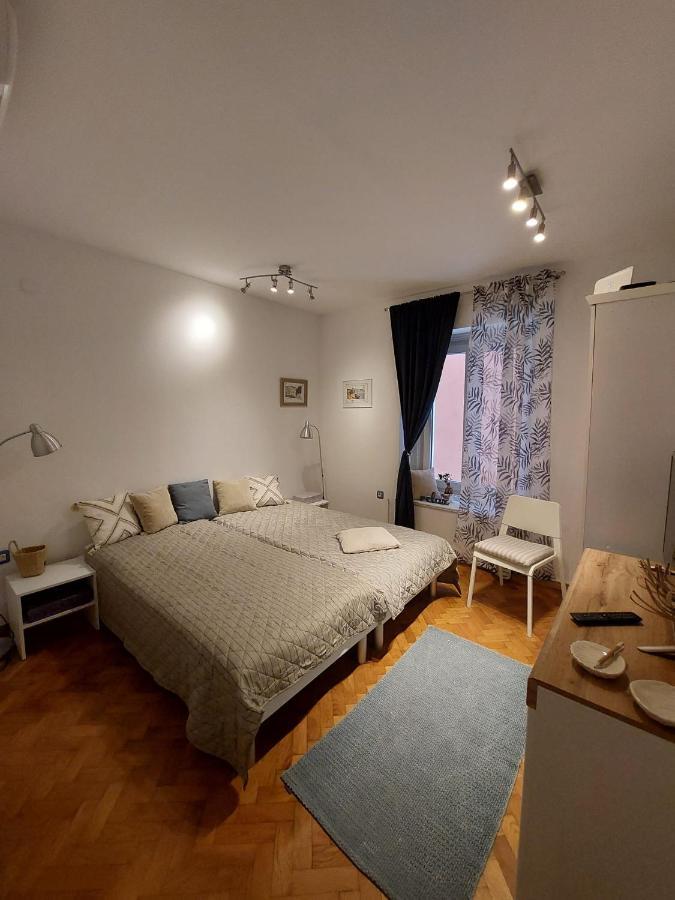 Yes Apartament *
